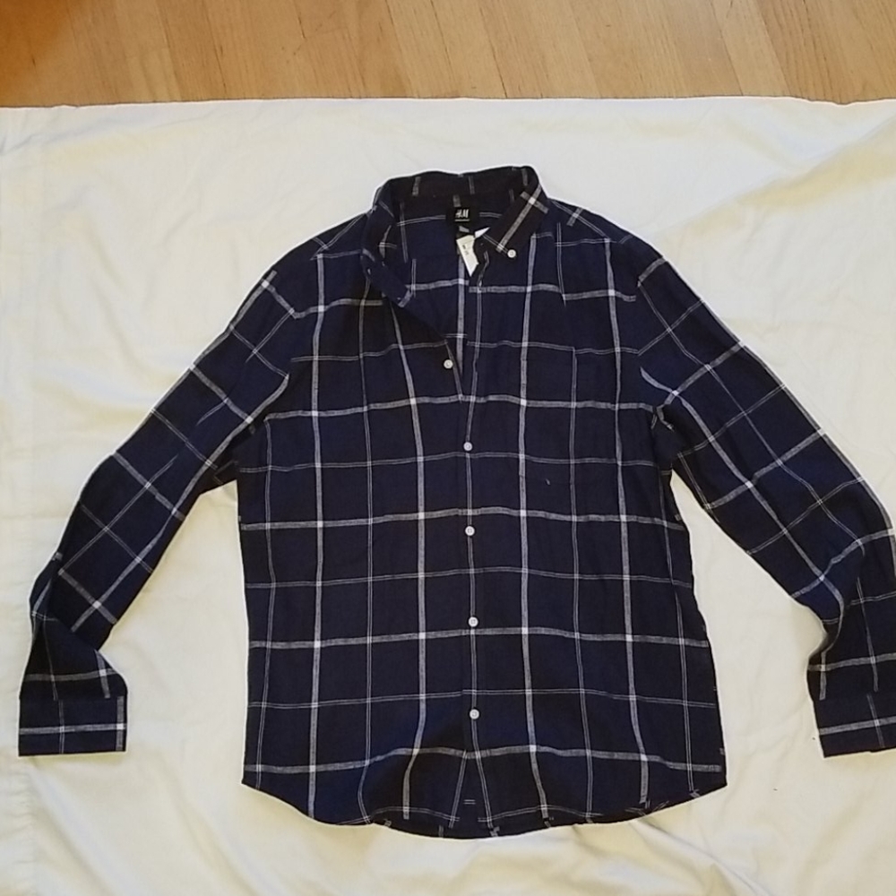 H&M long sleeve regular fit button down